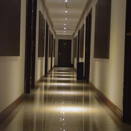 ג'קרטה Mustika Gajah Mada Hotel מראה חיצוני תמונה