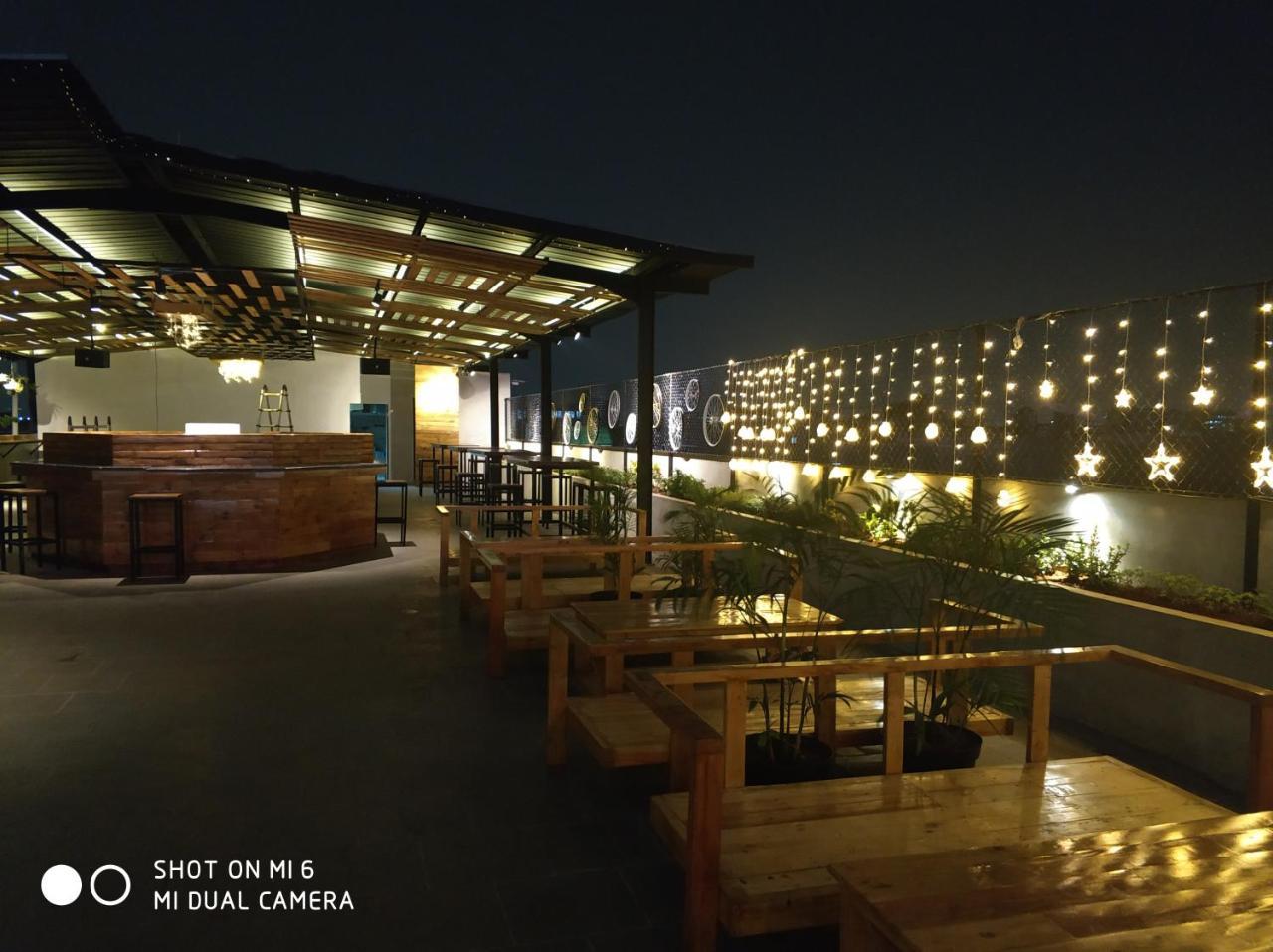 ג'קרטה Mustika Gajah Mada Hotel מראה חיצוני תמונה